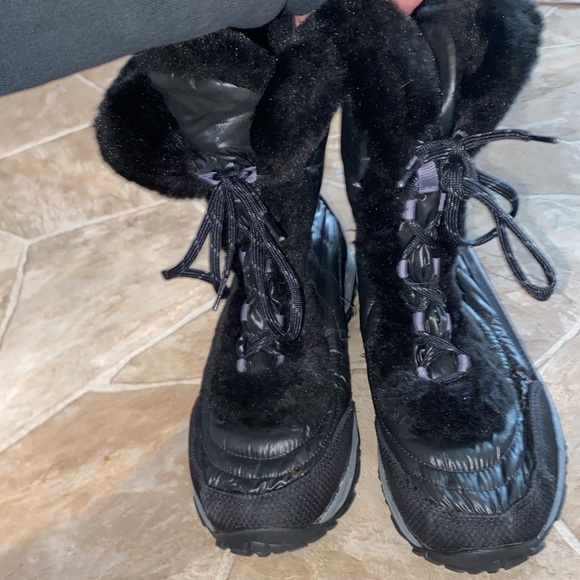 THE NORTH FACE WINTER BOOTS SIZE 7🥰🥰 - Picture 4 of 5